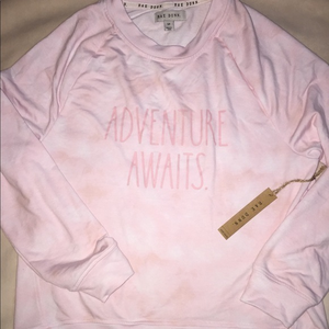 NWT‎ Rae Dunn ADVENTURE AWAITS Sweatshirt
